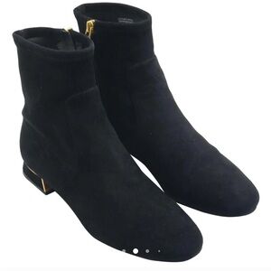 Tory Burch GIGI 20MM Stretch Bootie.